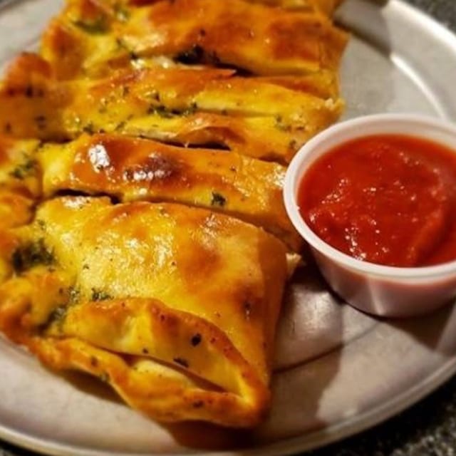 Calzone (Large).