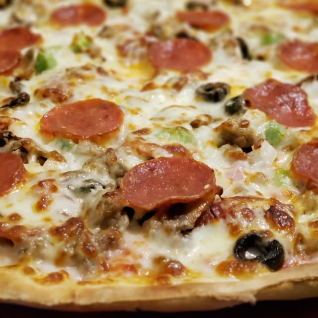 Luigi Luau Pizza.